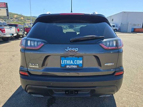 Used 2021 Jeep Cherokee Latitude Lux w/ Comfort/Convenience Group AWD/4WD image 4