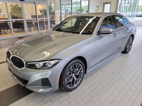 Used 2026 BMW 330i xDrive Sedan AWD/4WD image 1