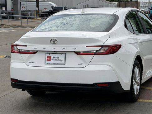 Certified 2025 Toyota Camry LE FWD image 7