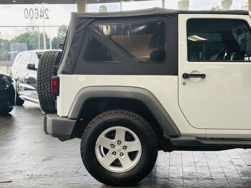 Used 2014 Jeep Wrangler Sport w/ Quick Order Package 24S AWD/4WD image 6