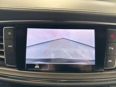 Used 2023 Buick Enclave Essence image 45