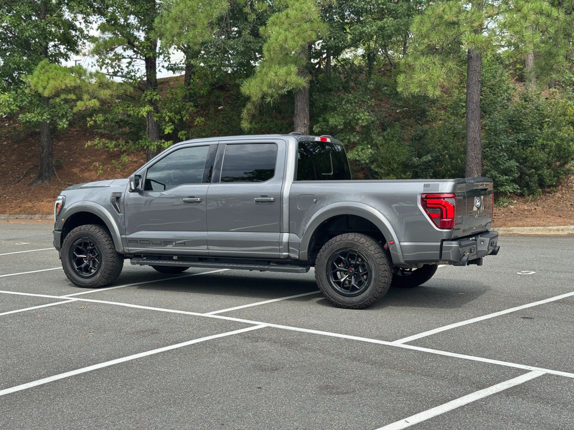 Used 2025 Ford F150 Lariat w/ Equipment Group 502A High AWD/4WD image 7