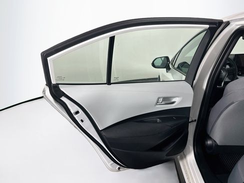 Used 2026 Toyota Corolla SE FWD image 26
