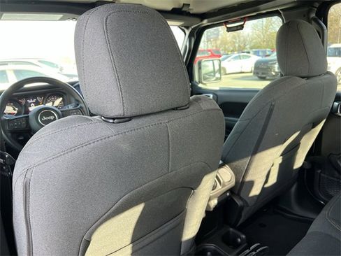 Used 2025 Jeep Gladiator Sport image 26