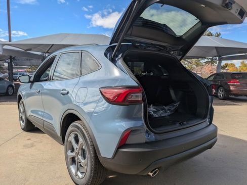 New 2025 Ford Escape ST-Line w/ Tech Pack #1 image 9
