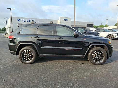 Used 2020 Jeep Grand Cherokee Trailhawk AWD/4WD image 7