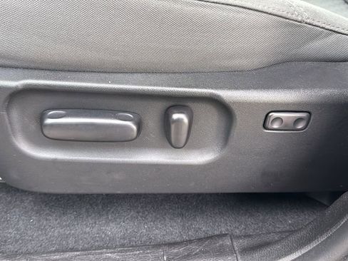 Used 2021 Toyota Tacoma SR5 image 13