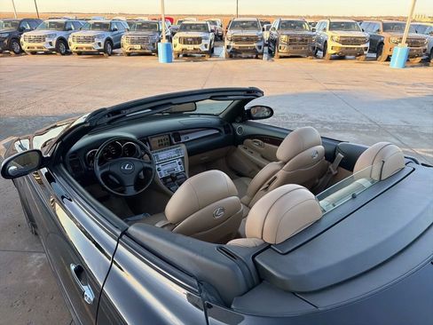 Used 2008 Lexus SC 430 Convertible image 10