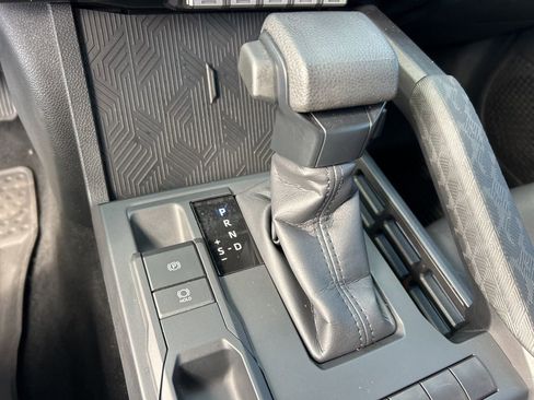 Used 2025 Toyota Tacoma SR w/ SR Upgrade Package image 10