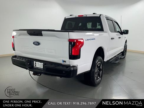 Used 2022 Ford F150 Lightning Pro image 6
