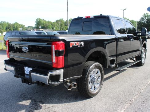Used 2025 Ford F250 Lariat w/ Chrome Package AWD/4WD image 6