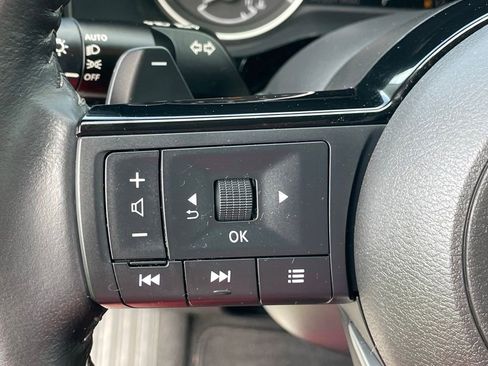 Certified 2022 Nissan Pathfinder SV AWD/4WD image 18