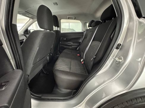 Used 2025 Mitsubishi Outlander Sport SE AWD/4WD image 21