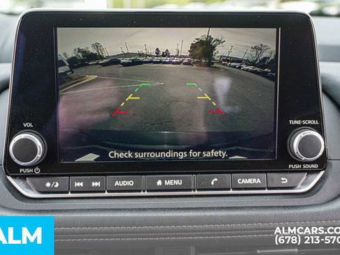 Used 2025 Nissan Rogue SV image 35