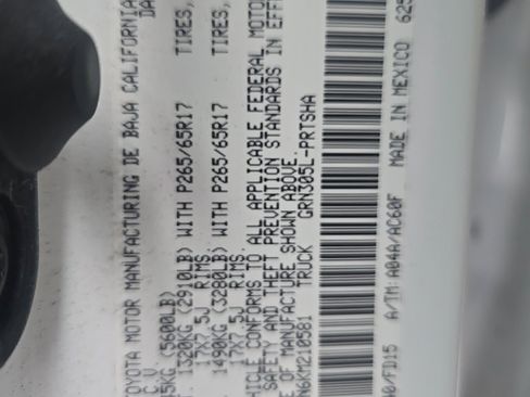 Used 2019 Toyota Tacoma TRD Sport image 10