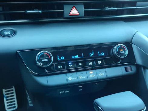 New 2026 Hyundai Elantra Sport FWD image 21