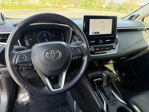 Used 2023 Toyota Corolla XLE image 15