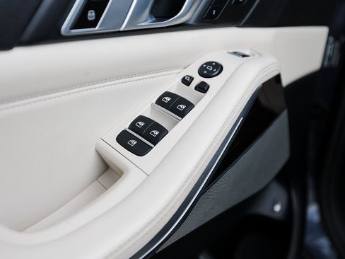 Used 2021 BMW X5 xDrive45e w/ Premium Package 2 image 23