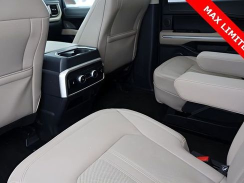 Used 2023 Ford Expedition Max Limited image 17