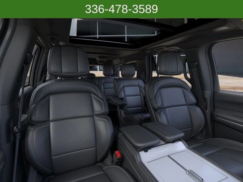 New 2026 Lincoln Navigator L Reserve w/ Jet Appearance Package AWD/4WD image 10