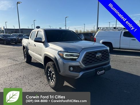 Used 2022 Toyota Tacoma TRD Off-Road image 8