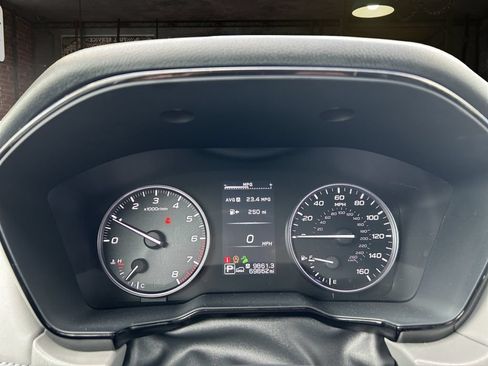 Used 2023 Subaru Outback Premium AWD/4WD image 21