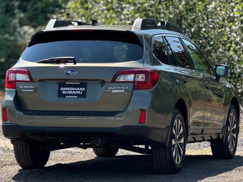 Used 2016 Subaru Outback 2.5i Limited AWD/4WD image 7