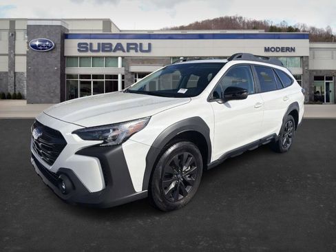 Used 2025 Subaru Outback Onyx Edition w/ Tech Package 2 image 1