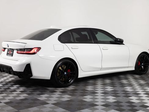 Used 2023 BMW 330i xDrive Sedan w/ M Sport Package AWD/4WD image 8