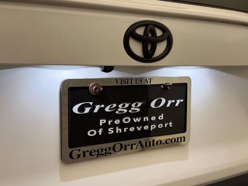 Used 2025 Toyota RAV4 XLE AWD/4WD image 14