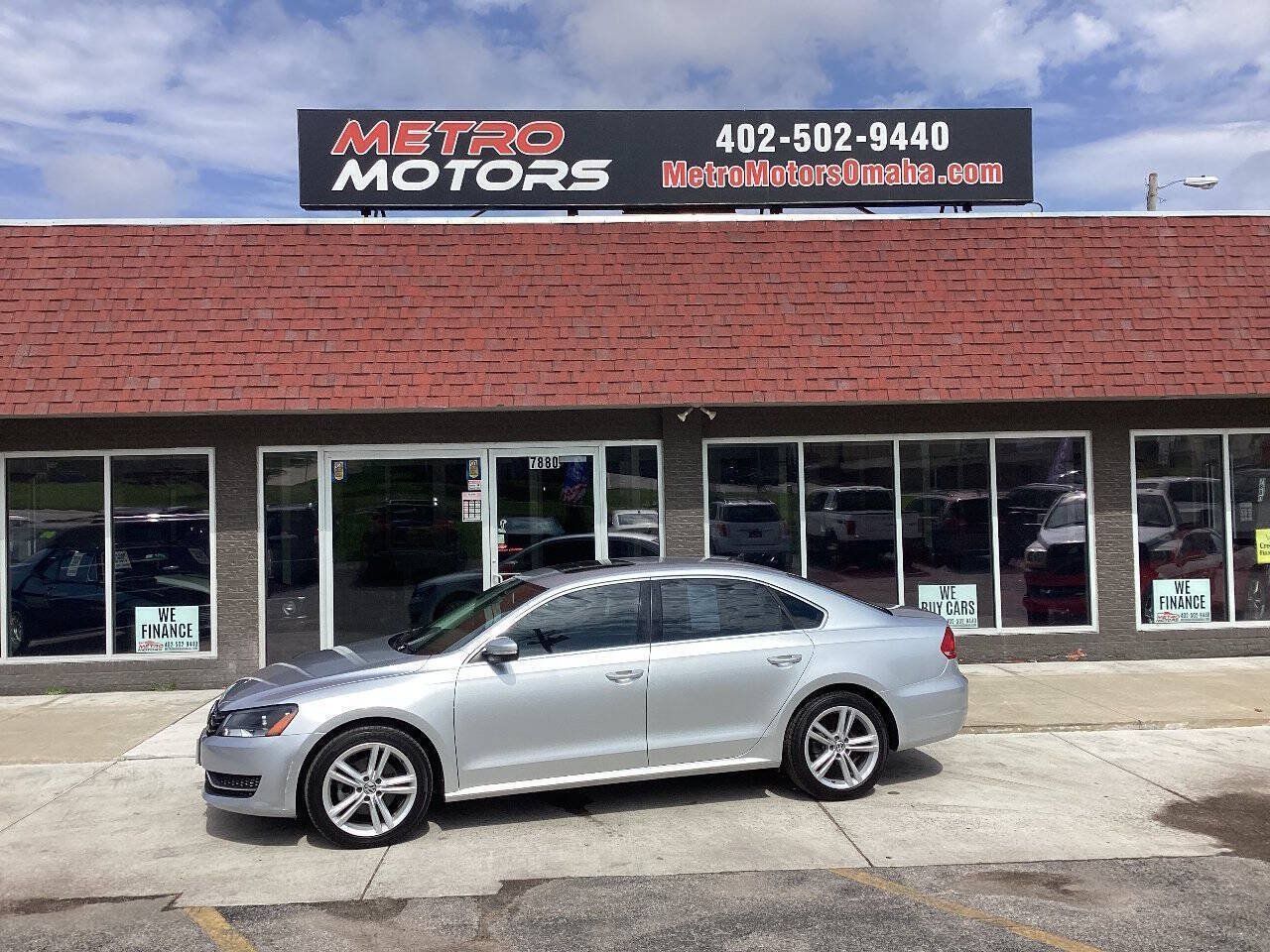 Used 2014 Volkswagen Passat TDI SE FWD image 1