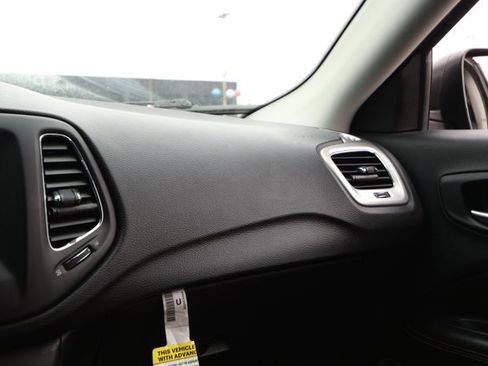 Used 2020 Jeep Compass Sport image 20