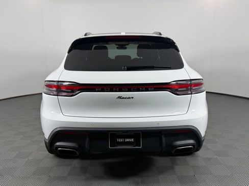 Certified 2026 Porsche Macan AWD/4WD image 6