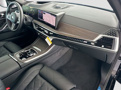 New 2026 BMW X5 M60i image 24