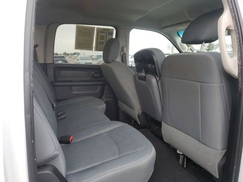 Used 2017 RAM 1500 Express w/ Express Value Package image 32