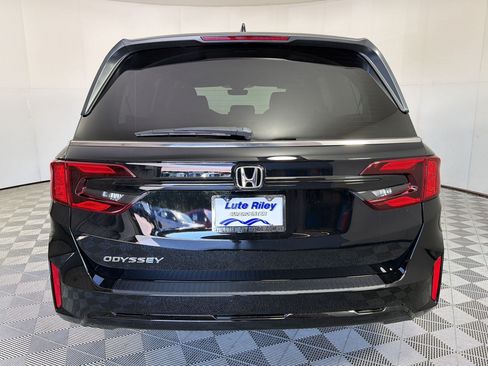 New 2026 Honda Odyssey EX-L image 10