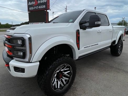 Used 2024 Ford F250 Lariat w/ Lariat Ultimate Package AWD/4WD image 4