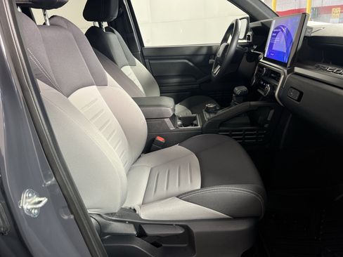 Used 2024 Toyota Tacoma TRD Sport AWD/4WD image 27