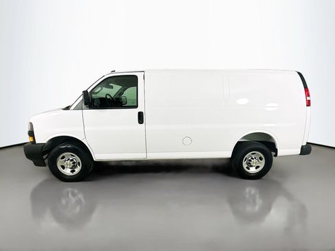 Used 2025 Chevrolet Express 2500 w/ Enhanced Convenience Package RWD image 8