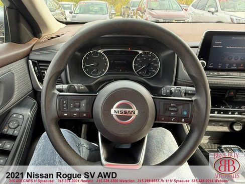 Used 2021 Nissan Rogue SV AWD/4WD image 16