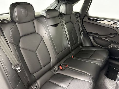 Certified 2026 Porsche Macan Turbo AWD/4WD image 23