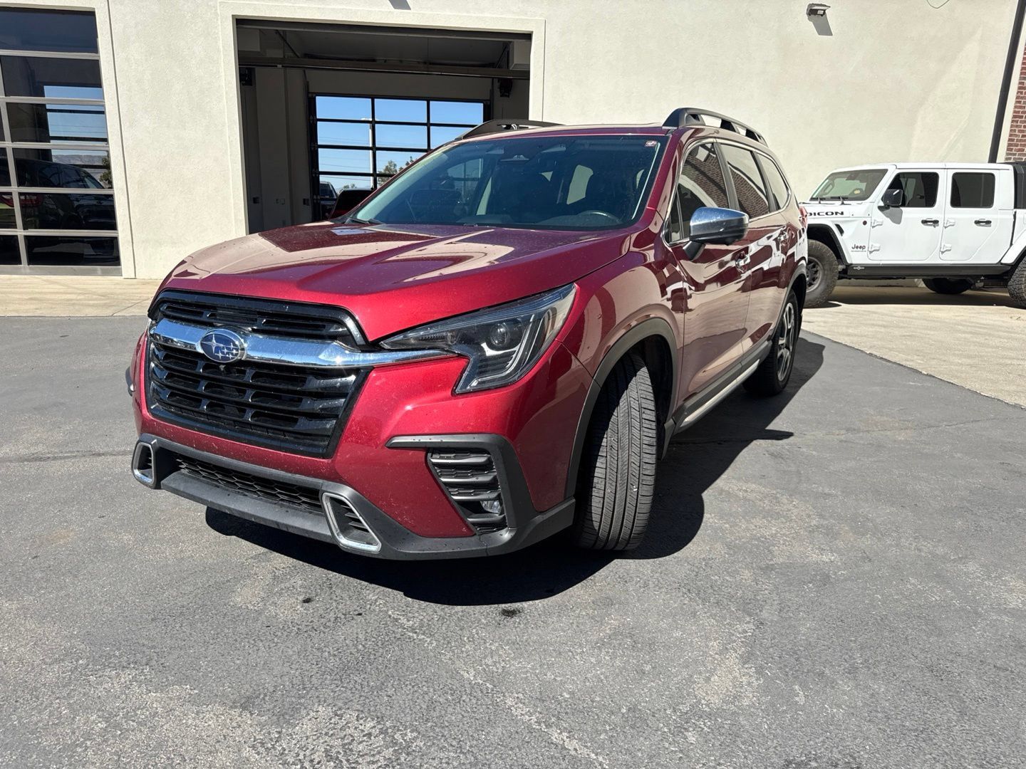 Used 2023 Subaru Ascent Touring AWD/4WD image 4