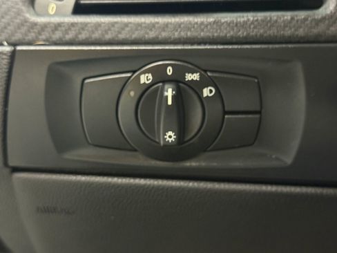 Used 2008 BMW M3 Convertible w/ Technology Pkg image 24