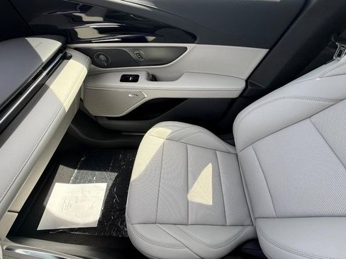 New 2026 Lincoln Nautilus Premier w/ Equipment Group 102A AWD/4WD image 31