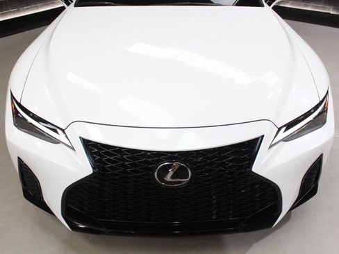 Used 2024 Lexus IS 350 F Sport RWD image 9