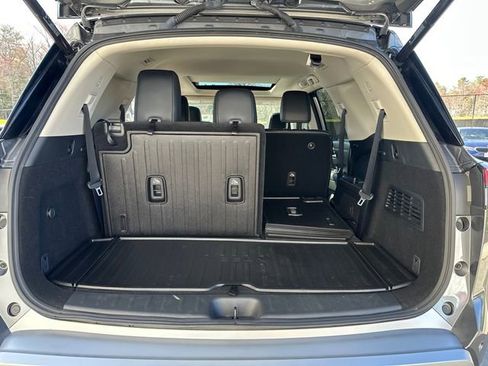 Used 2023 Nissan Pathfinder Platinum w/ Lighting Package (N93) image 13