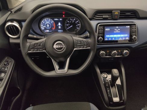 Used 2025 Nissan Versa SV image 22