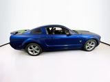 Used 2009 Ford Mustang GT image 4