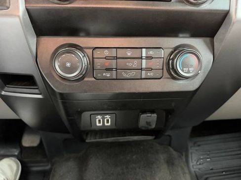 Used 2020 Ford F150 XLT w/ Equipment Group 302A Luxury AWD/4WD image 18
