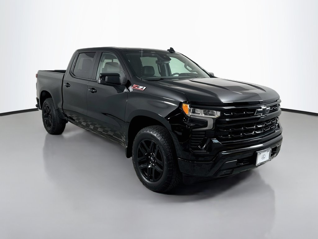 Used 2024 Chevrolet Silverado 1500 RST w/ Convenience Package II AWD/4WD image 3